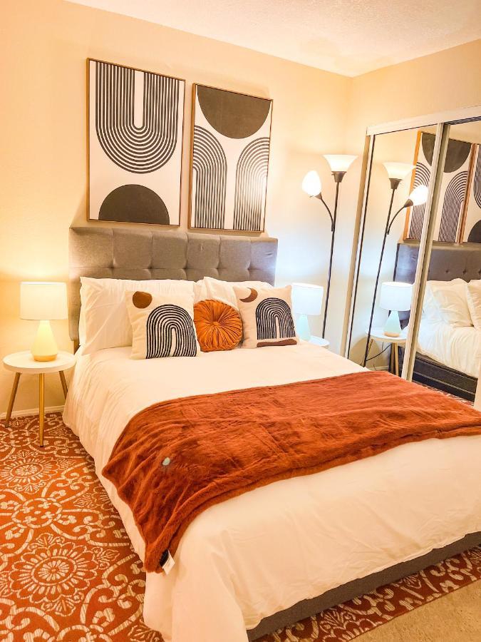 Stylish 2 Bedroom Near Ontario Airport Фонтана Екстер'єр фото