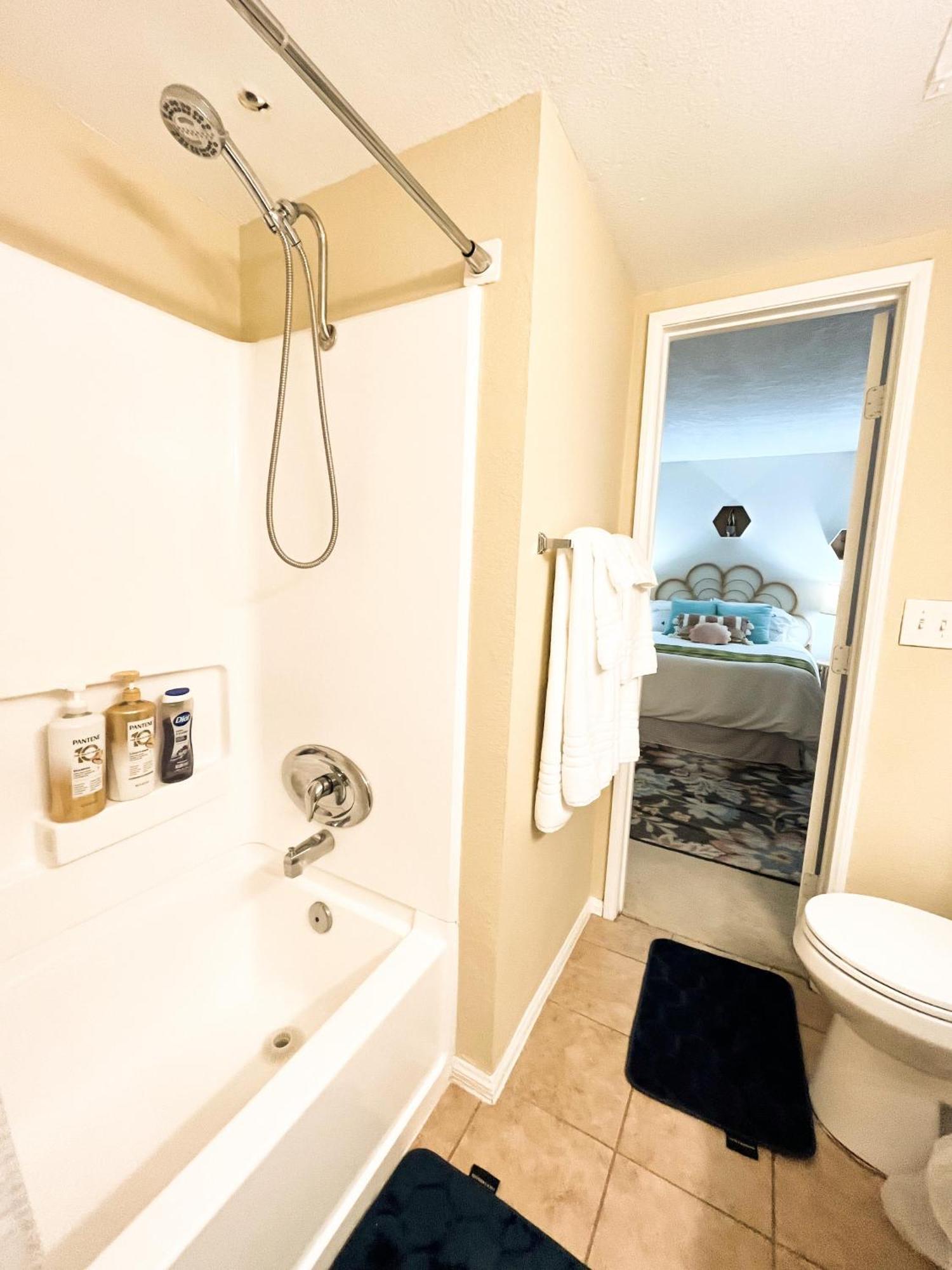 Stylish 2 Bedroom Near Ontario Airport Фонтана Екстер'єр фото
